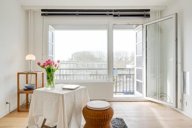 Tweeslaapkamerappartement op rustig Linkeroever